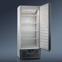 Холодильный шкаф RAPSODY - объем 700 литров с глухой дверью